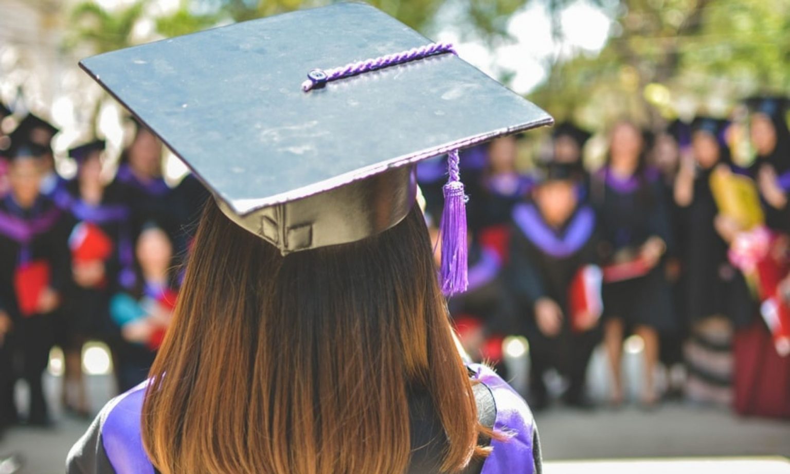 7 Scholarships and Grants for Graduate School Minorities Classrooms